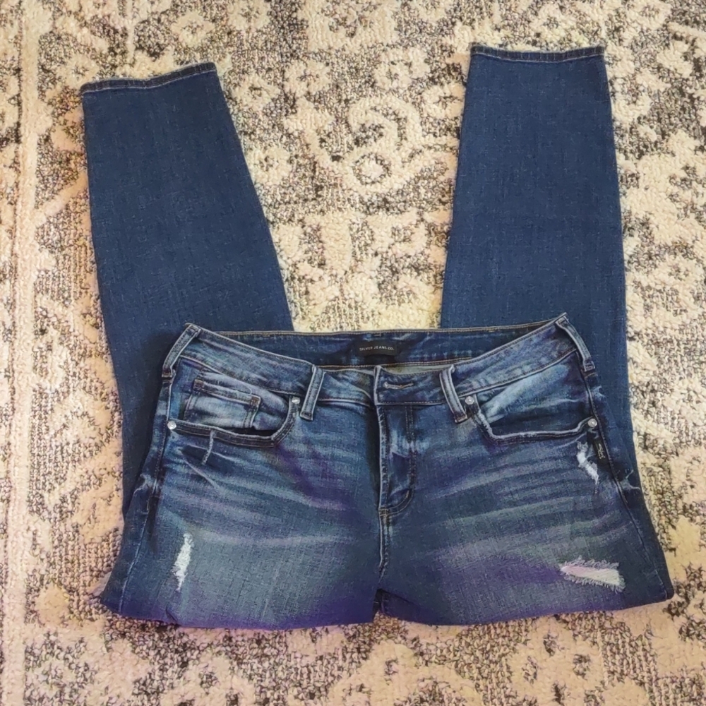 Silver Jeans - Picture 2 of 4